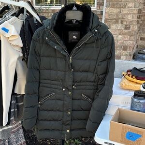 Zara Dark Green Down Puffer Jacket Size M
